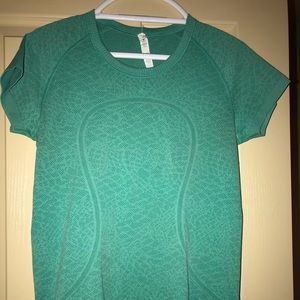 Lululemon Swiftly Tech T